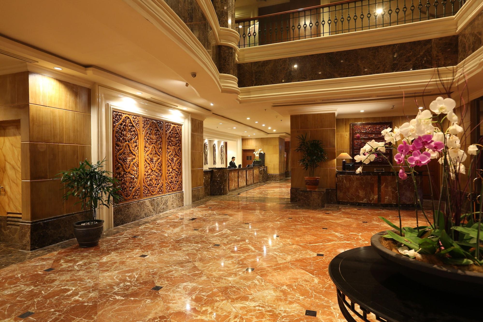 Vista Lobby Aryaduta Pekanbaru