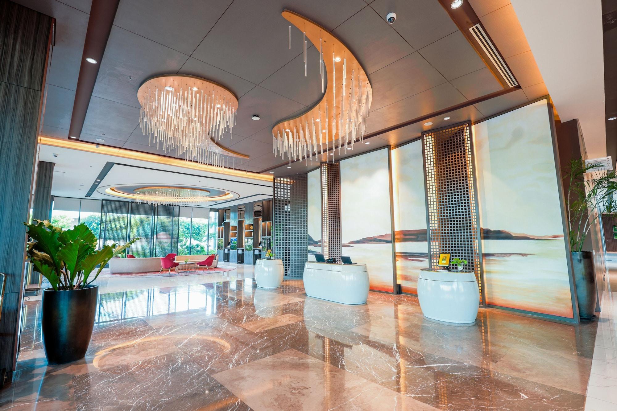 Vista Lobby Grand Summit Hotel General Santos