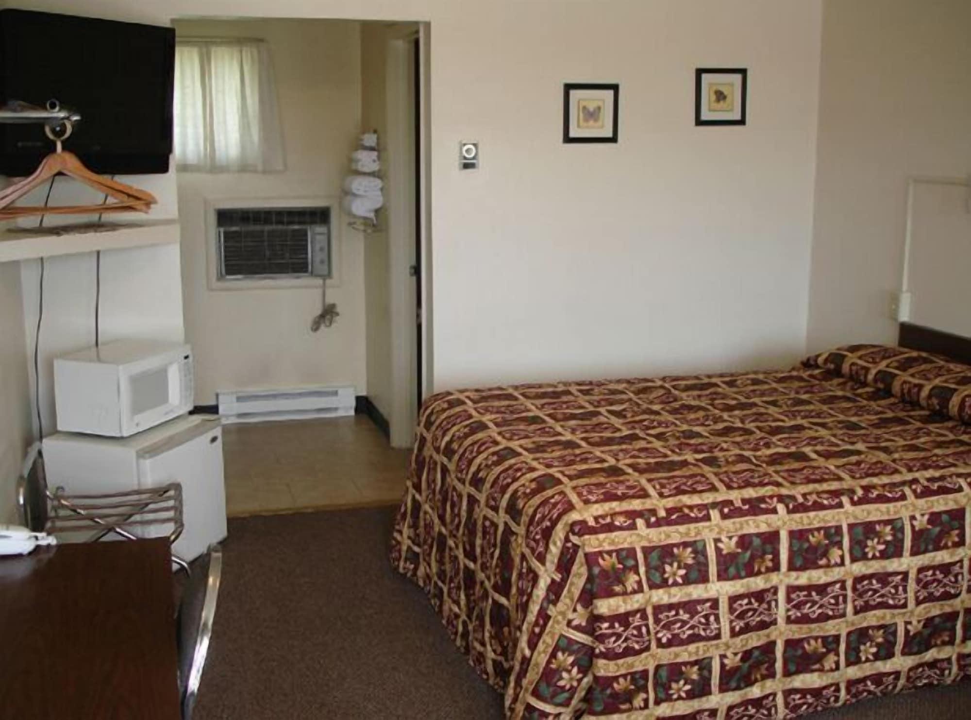 Varios Tops Motel