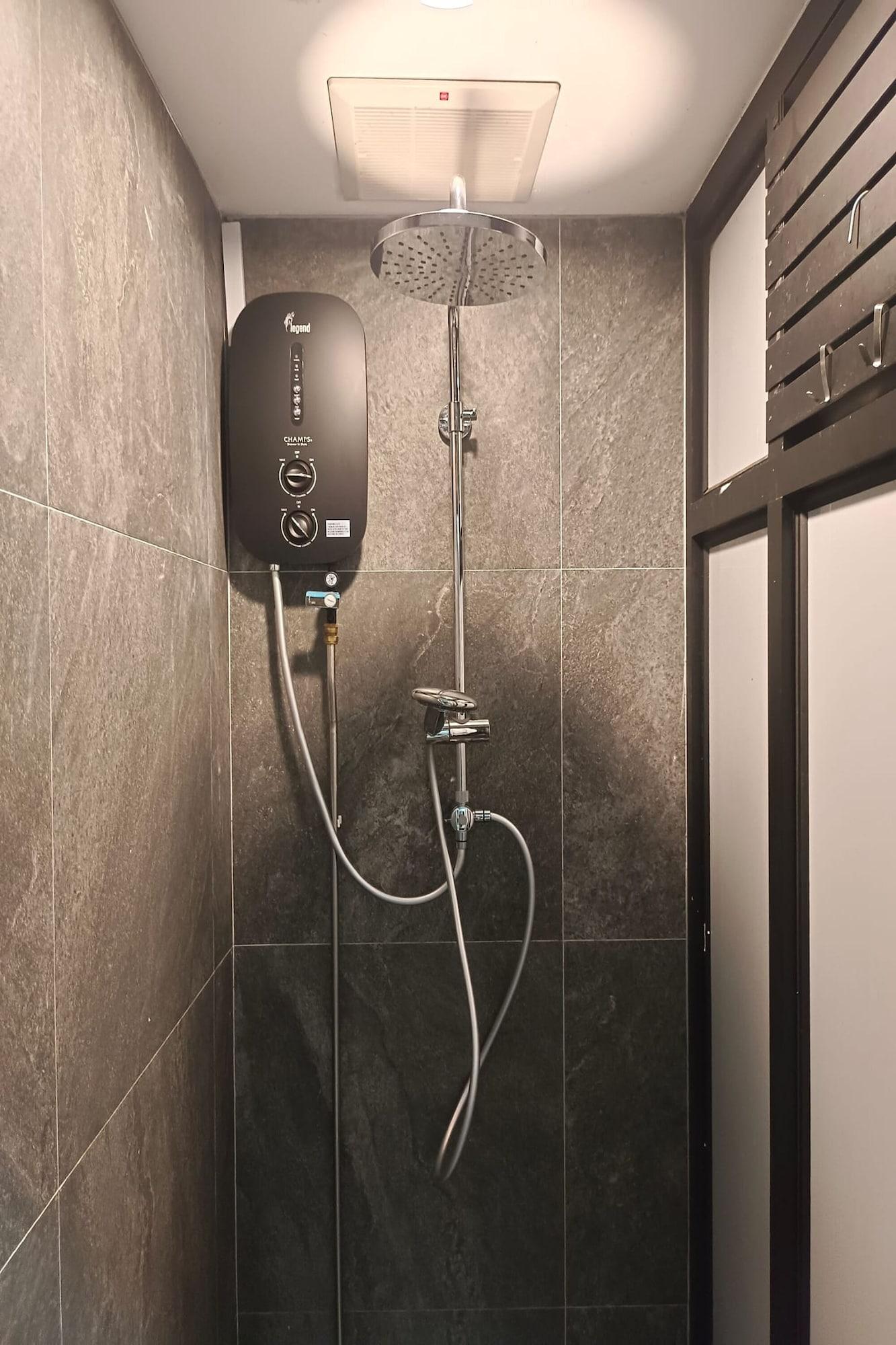 Equipamiento de Habitación Century Service World - Hostel