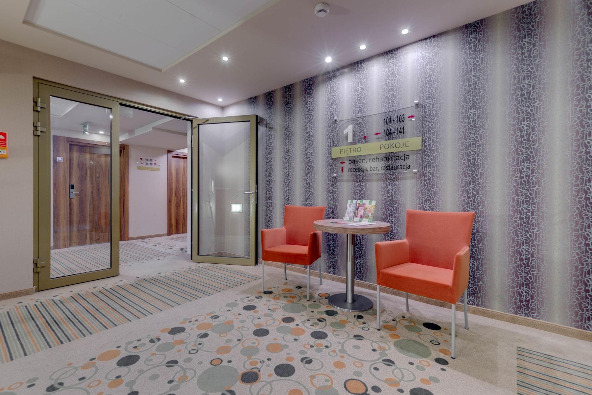 Vista Lobby Mineral Hotel Malinowy Raj