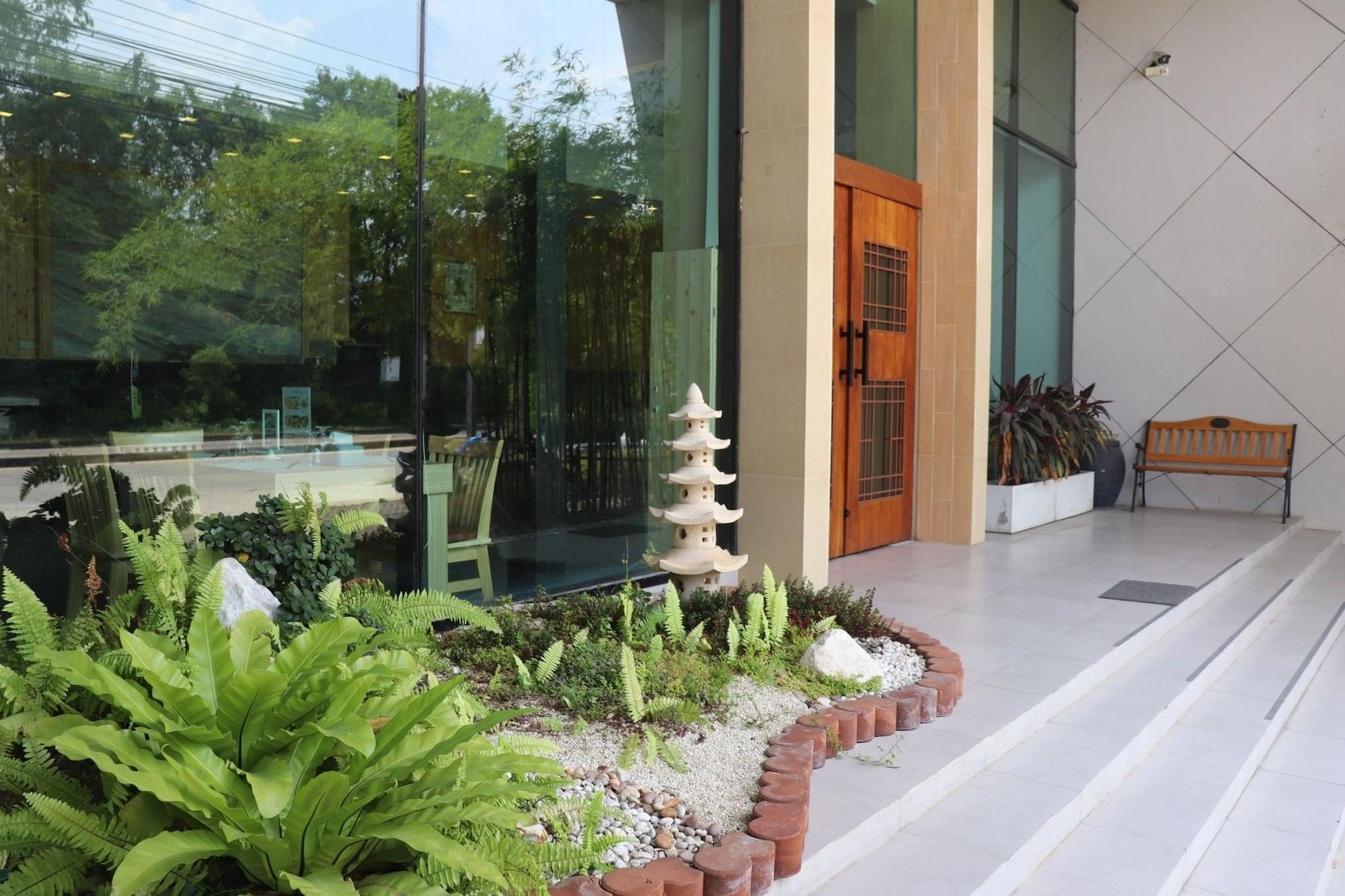 Restaurant Wisdom Hotel & Residence