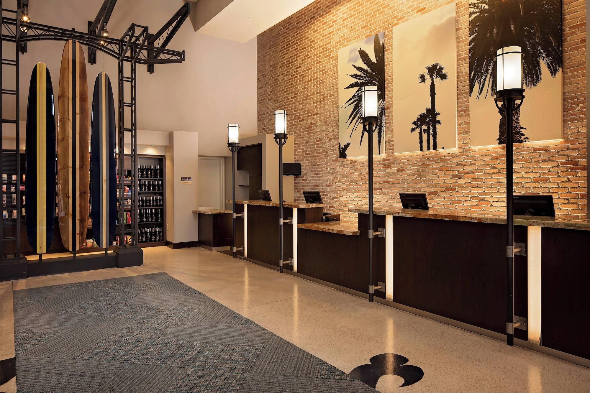 Vista Lobby Residence Inn by Marriott San Diego Downtown/Gaslamp Quarter