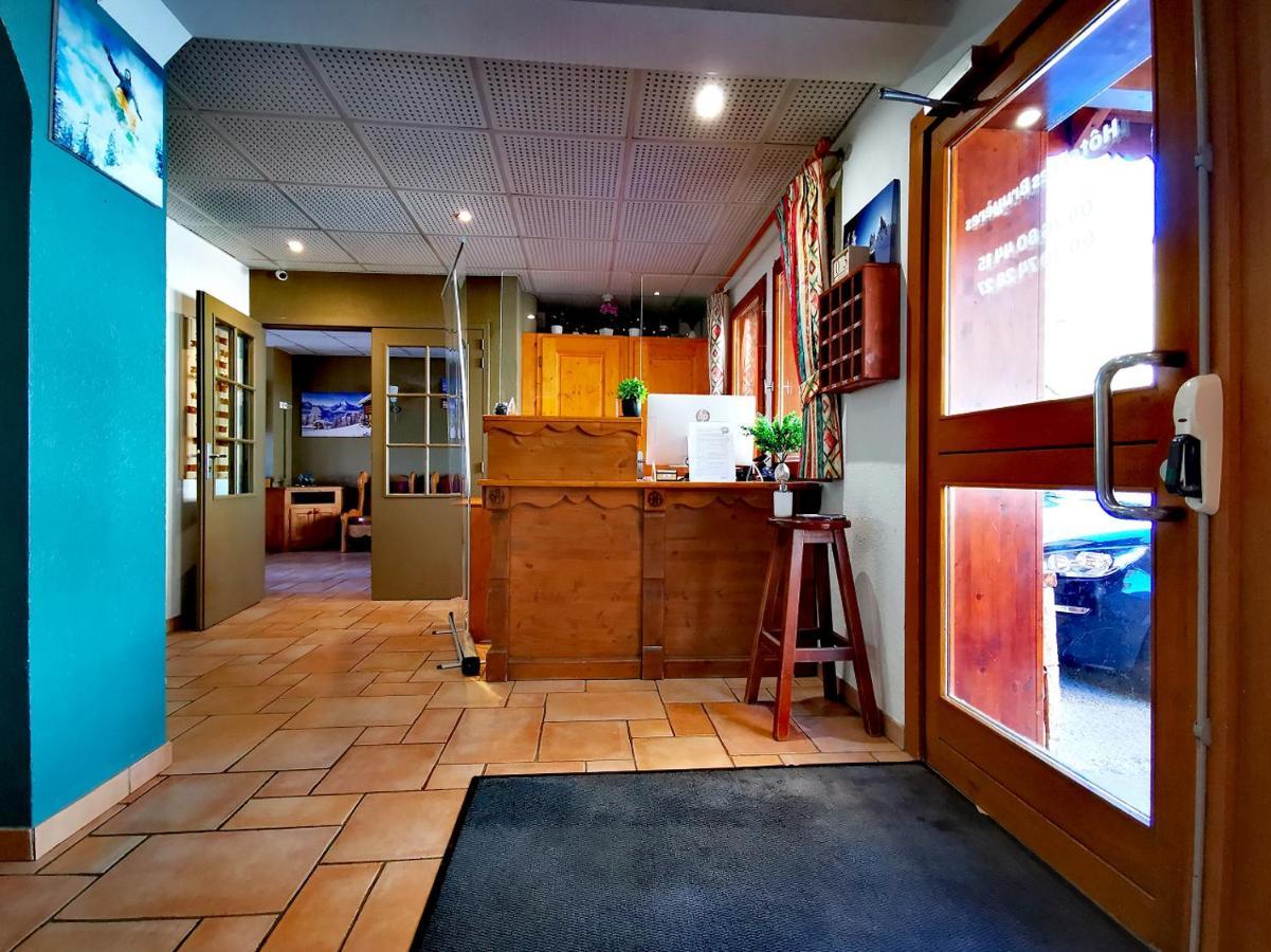 Vista Lobby Hotel Les Bruyeres