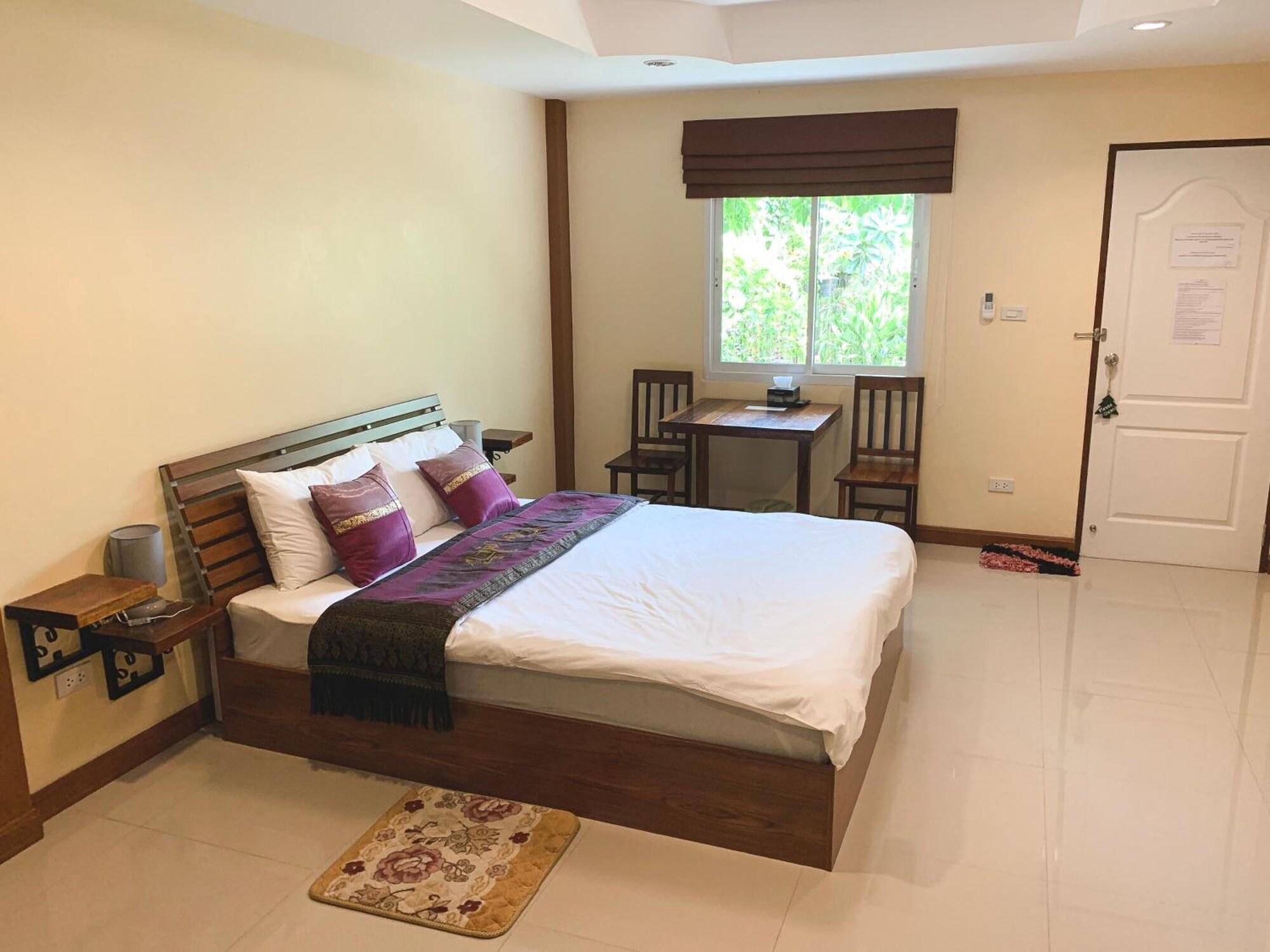 Habitación Baan Sooksiri Bangsaray