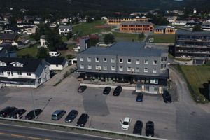 Alojamiento - Bjerkvik Hotell