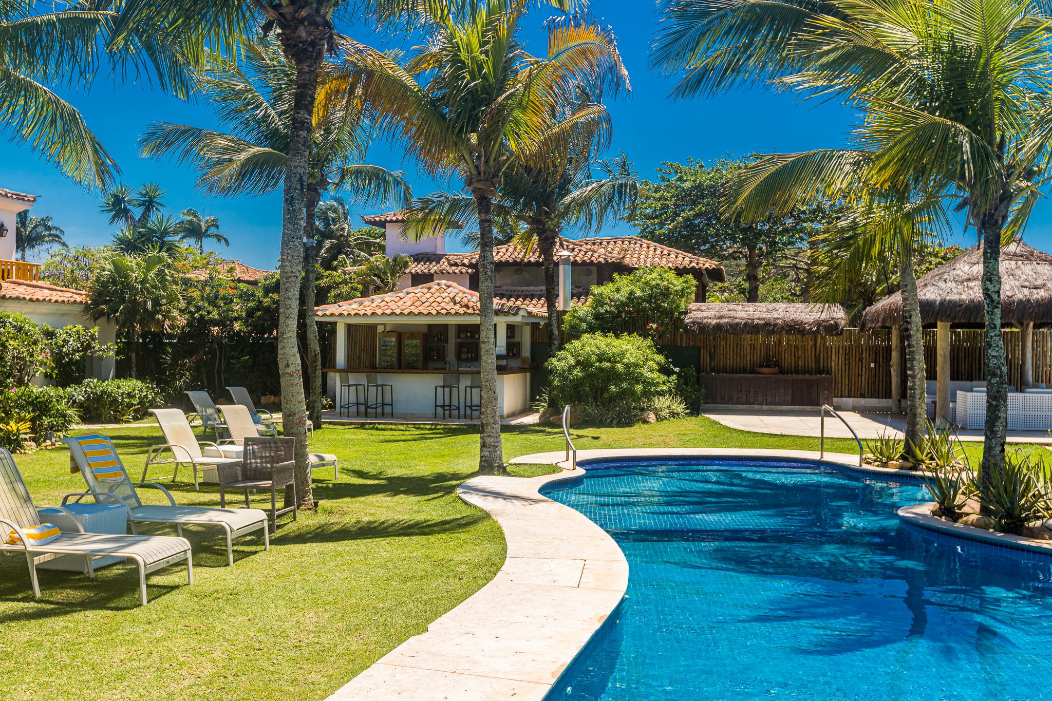 Vista Piscina Villa Raphael