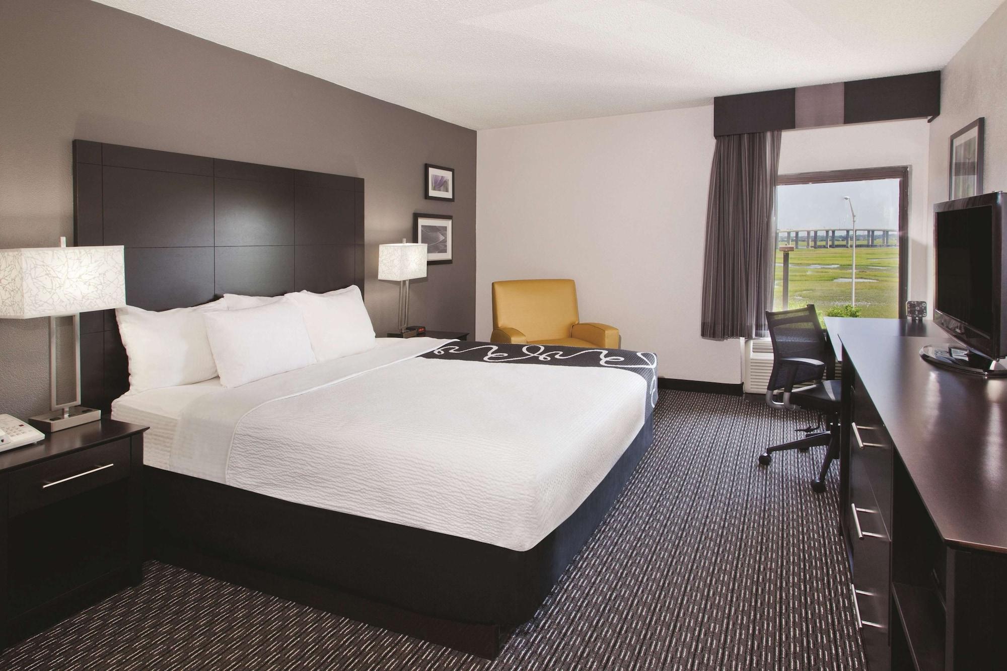 Habitación La Quinta Inn & Suites by Wyndham Charleston Riverview