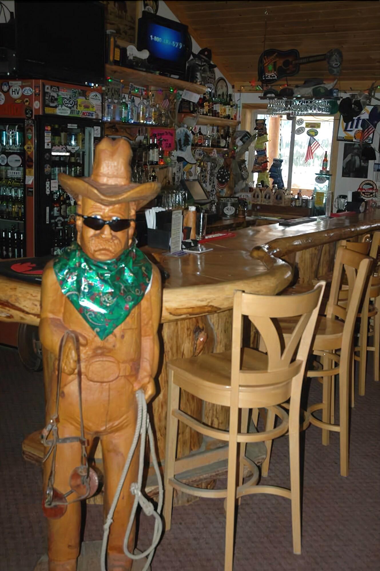 Bar/Salón Lava Mountain Lodge
