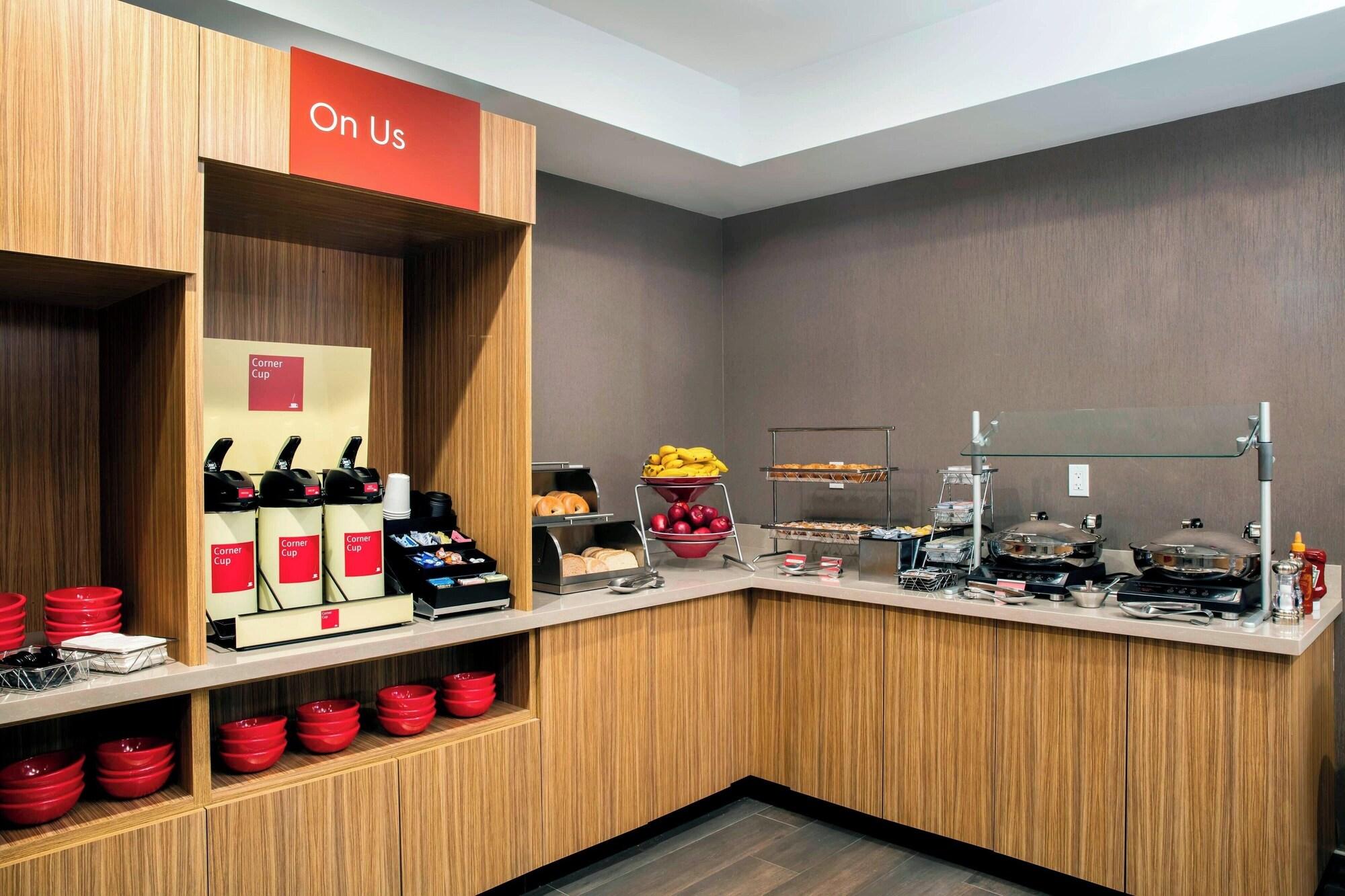 Restaurant TownePlace Suites by Marriott Miami Homestead