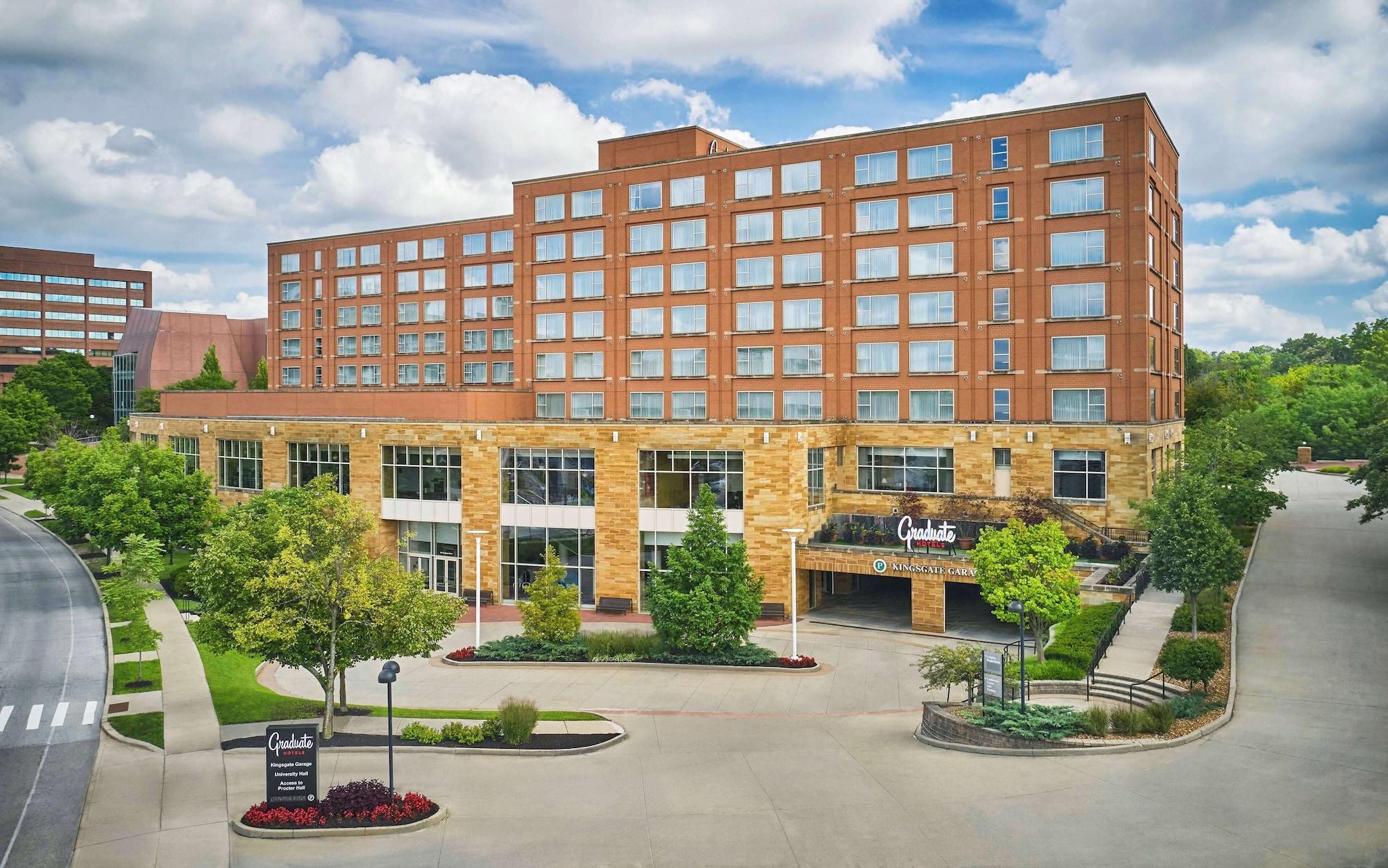 Vista Exterior Graduate by Hilton Cincinnati