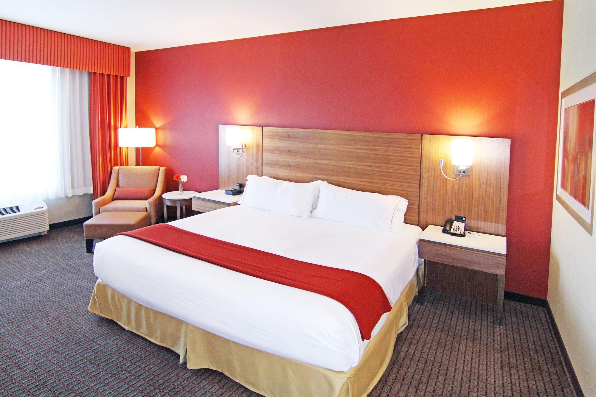 Habitación Holiday Inn Express & Suites Calgary NW - University Area by IHG