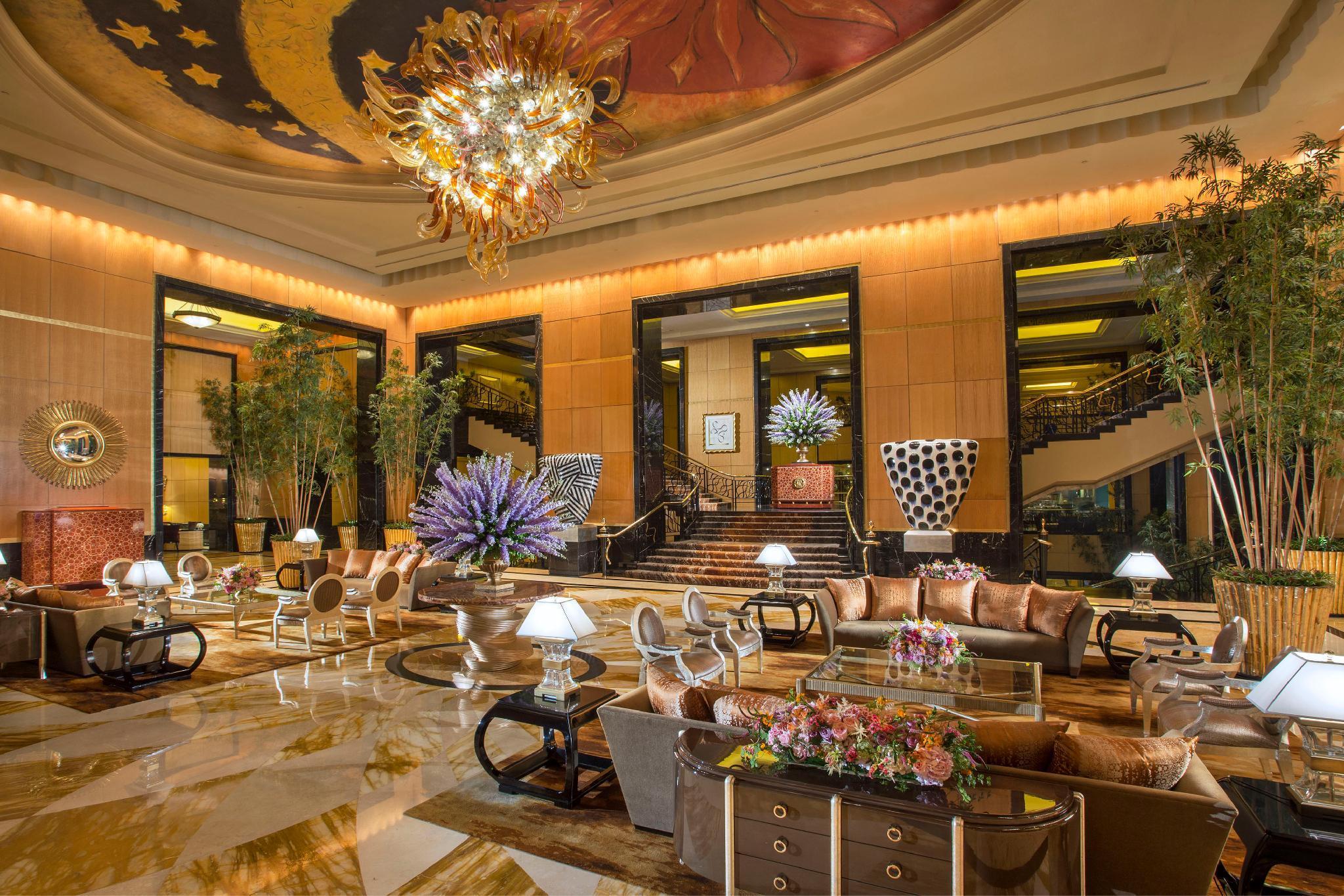 Vista Lobby Hotel Mulia Senayan, Jakarta