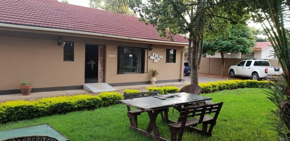 Varios Ezzela House Bed & Breakfast