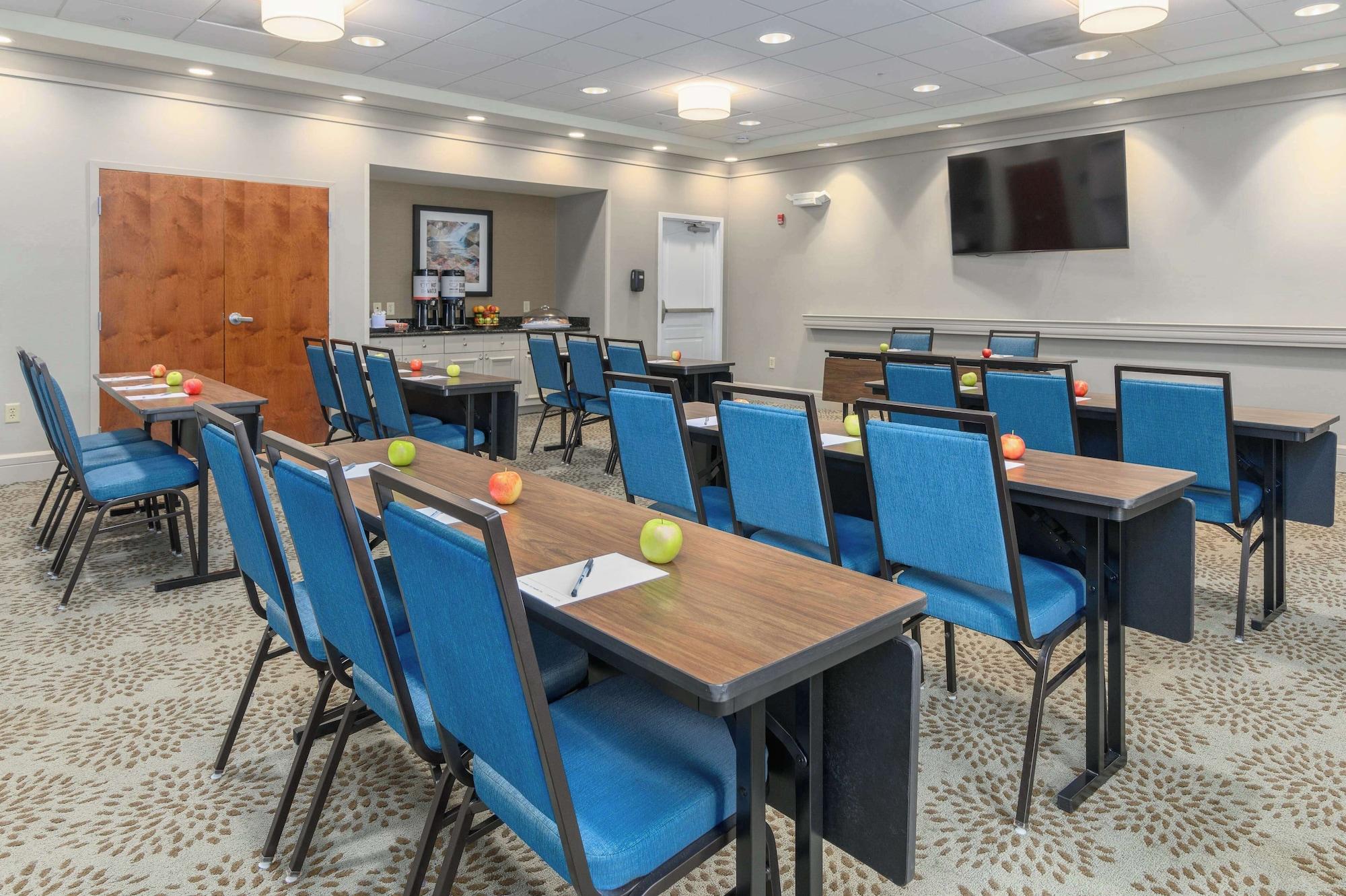 Sala de Reuniones Hampton Inn & Suites Hartford-Manchester