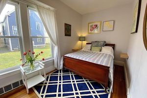 Alquiler Vacacional - Sunny Full House in  of Five Points, Self Check-In