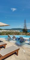 undefined - Hotel 4 estrellas con Desayuno