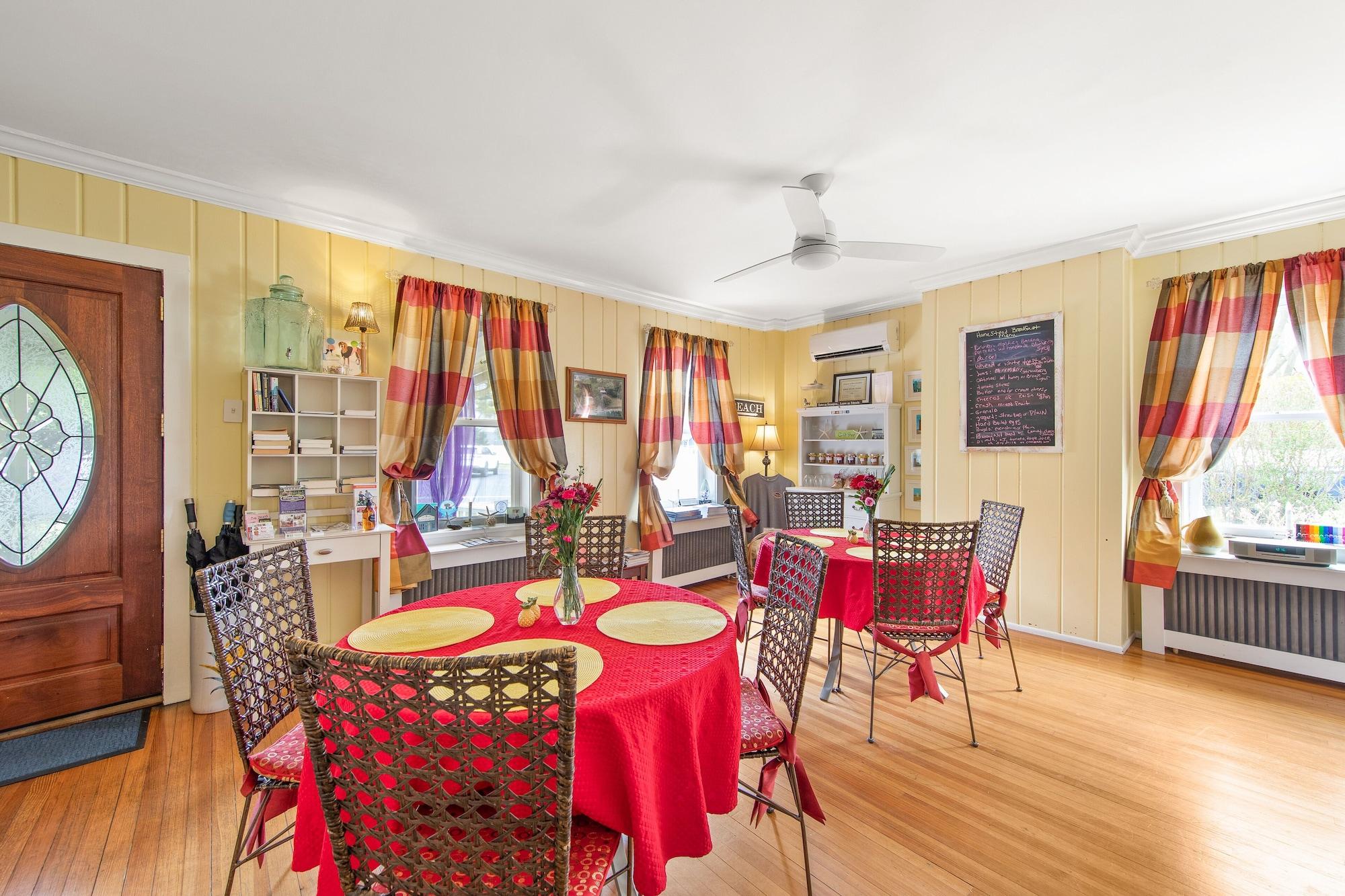 Restaurant Homestead Bed & Breakfast at Rehoboth