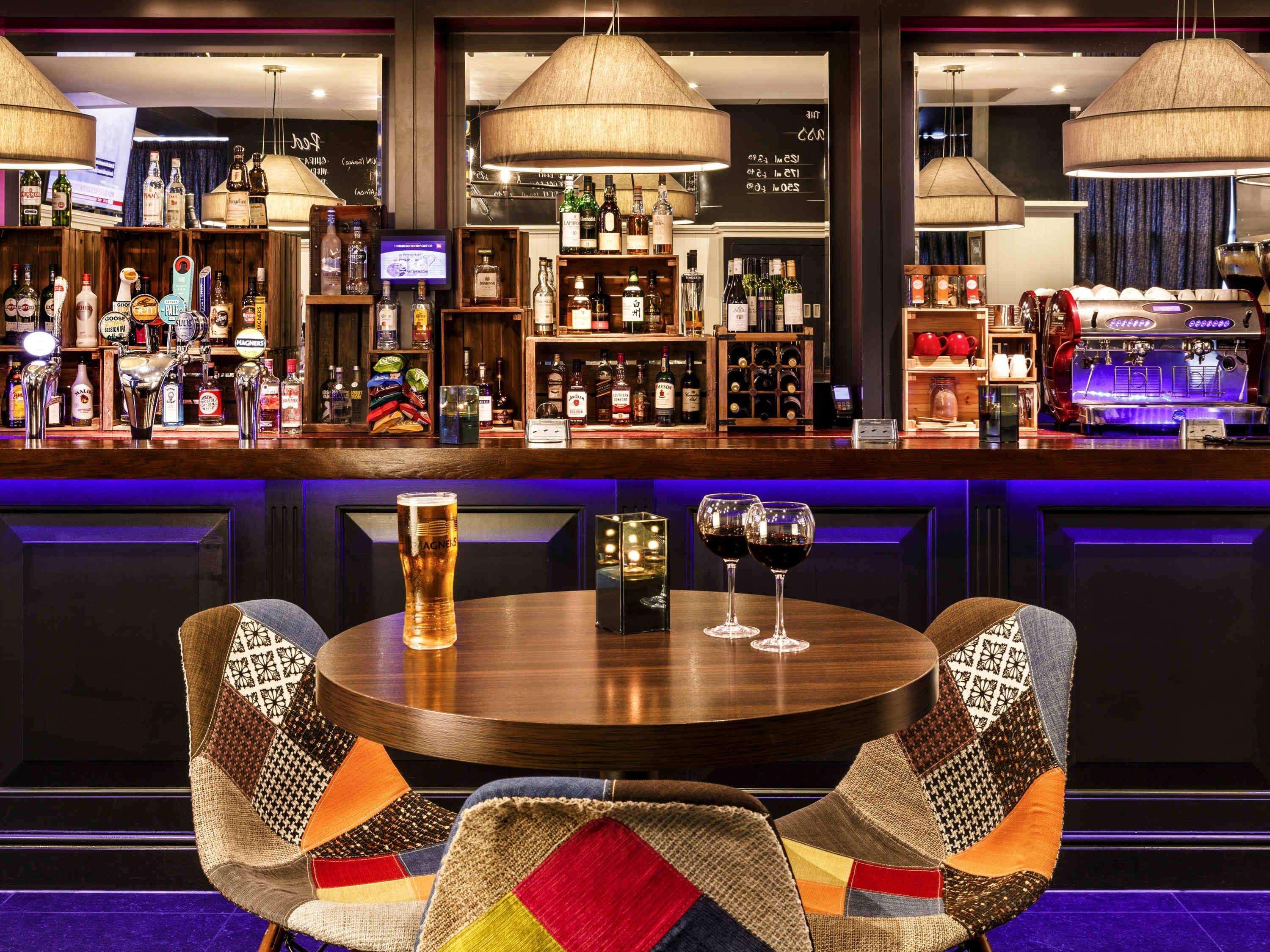 Bar/Salón ibis Bristol Temple Meads Quay