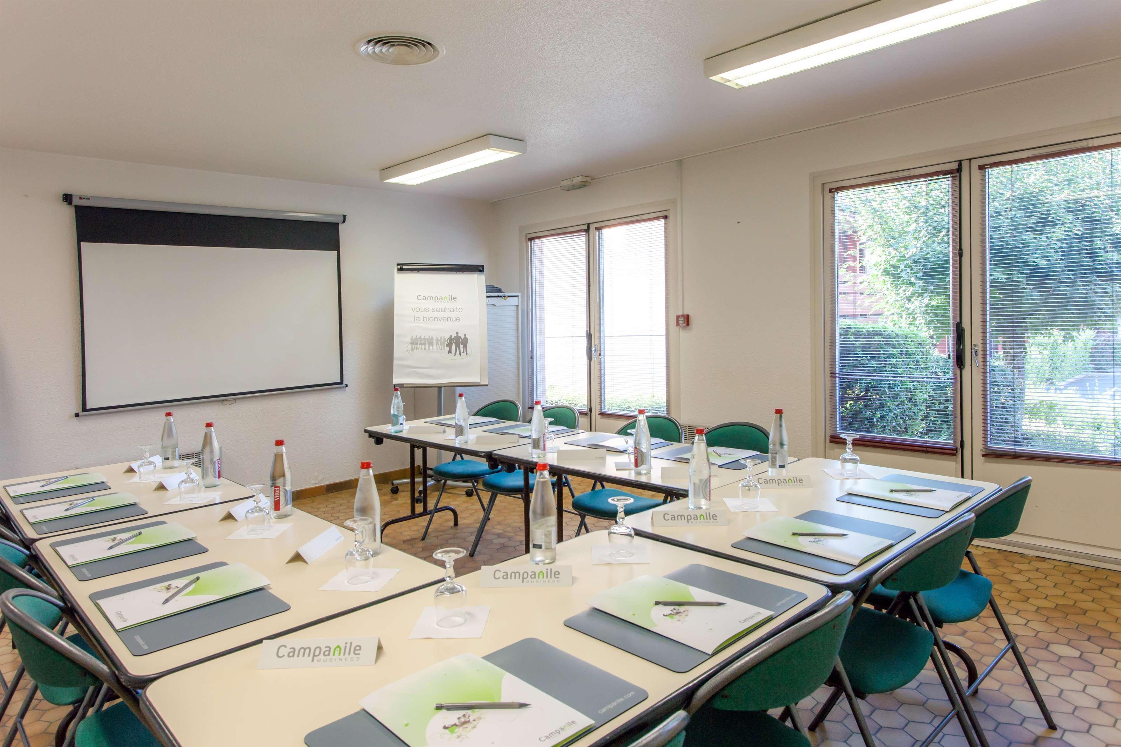 Sala de Reuniones Hotel Campanile Aurillac