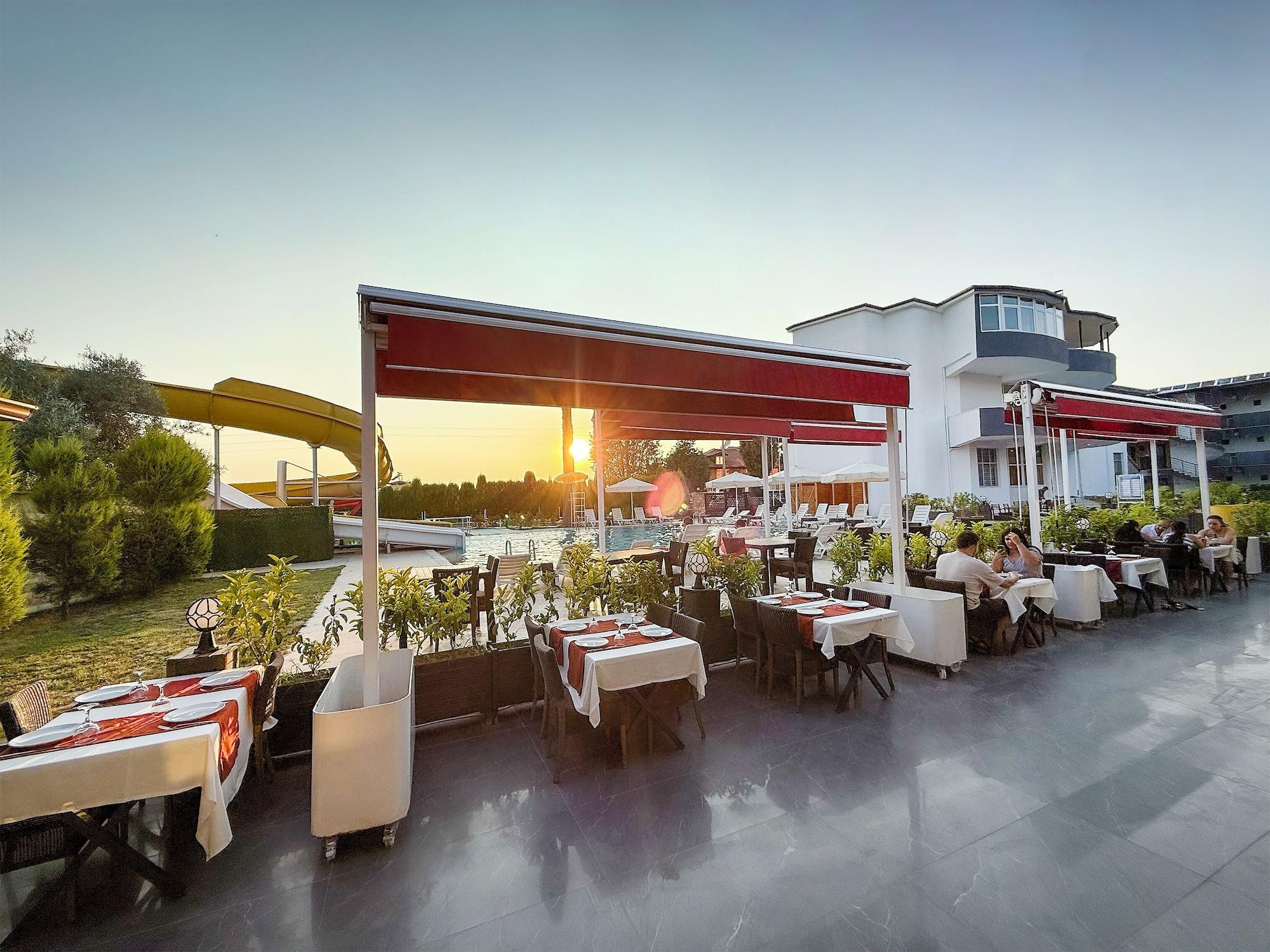 Restaurant ANYA RESORT HOTEL