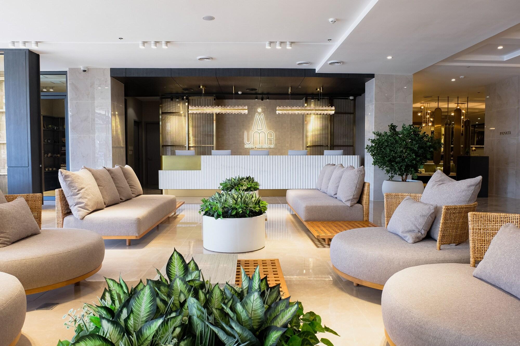 Vista Lobby UMA Hotel and Residences