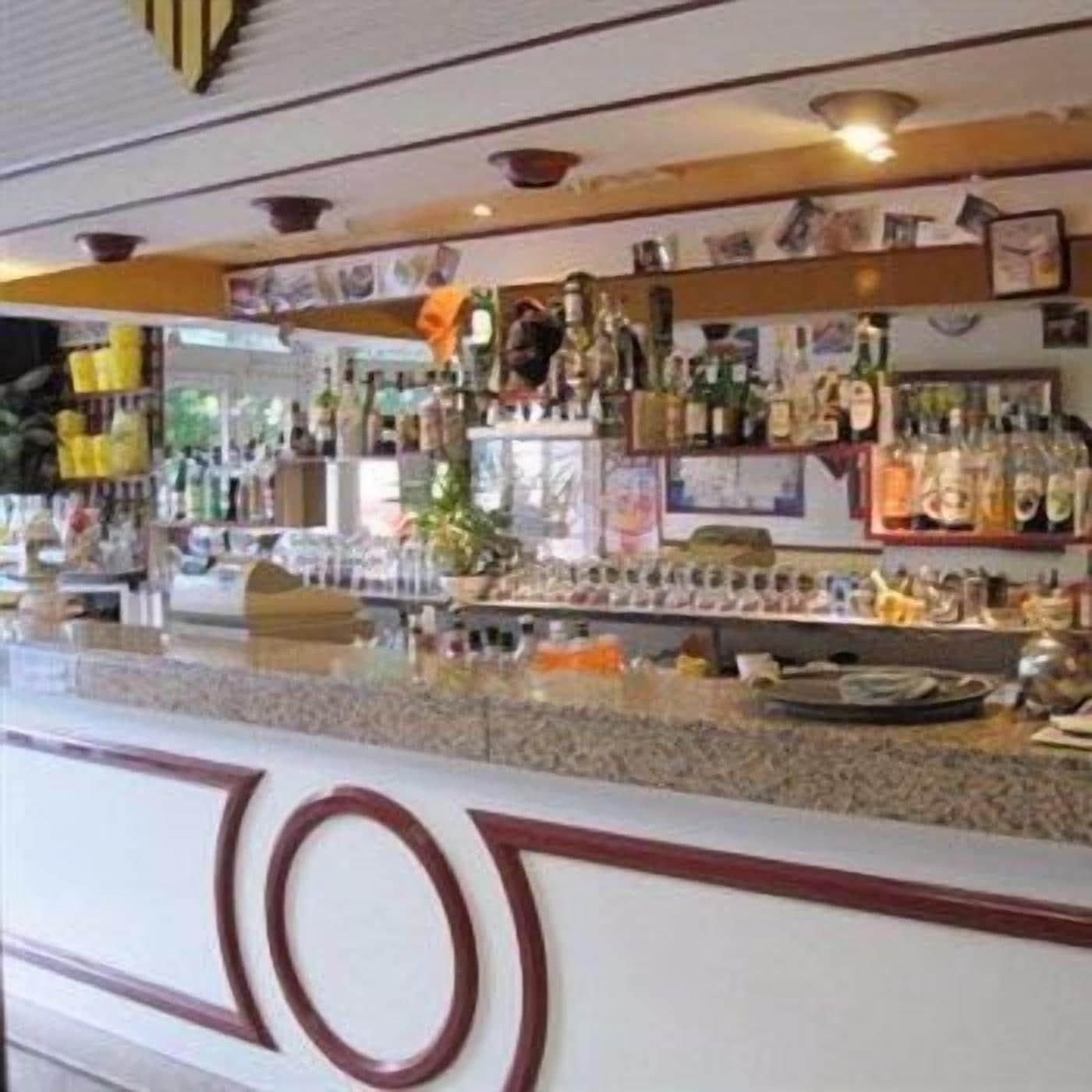 Bar/Salón Le Costabonne