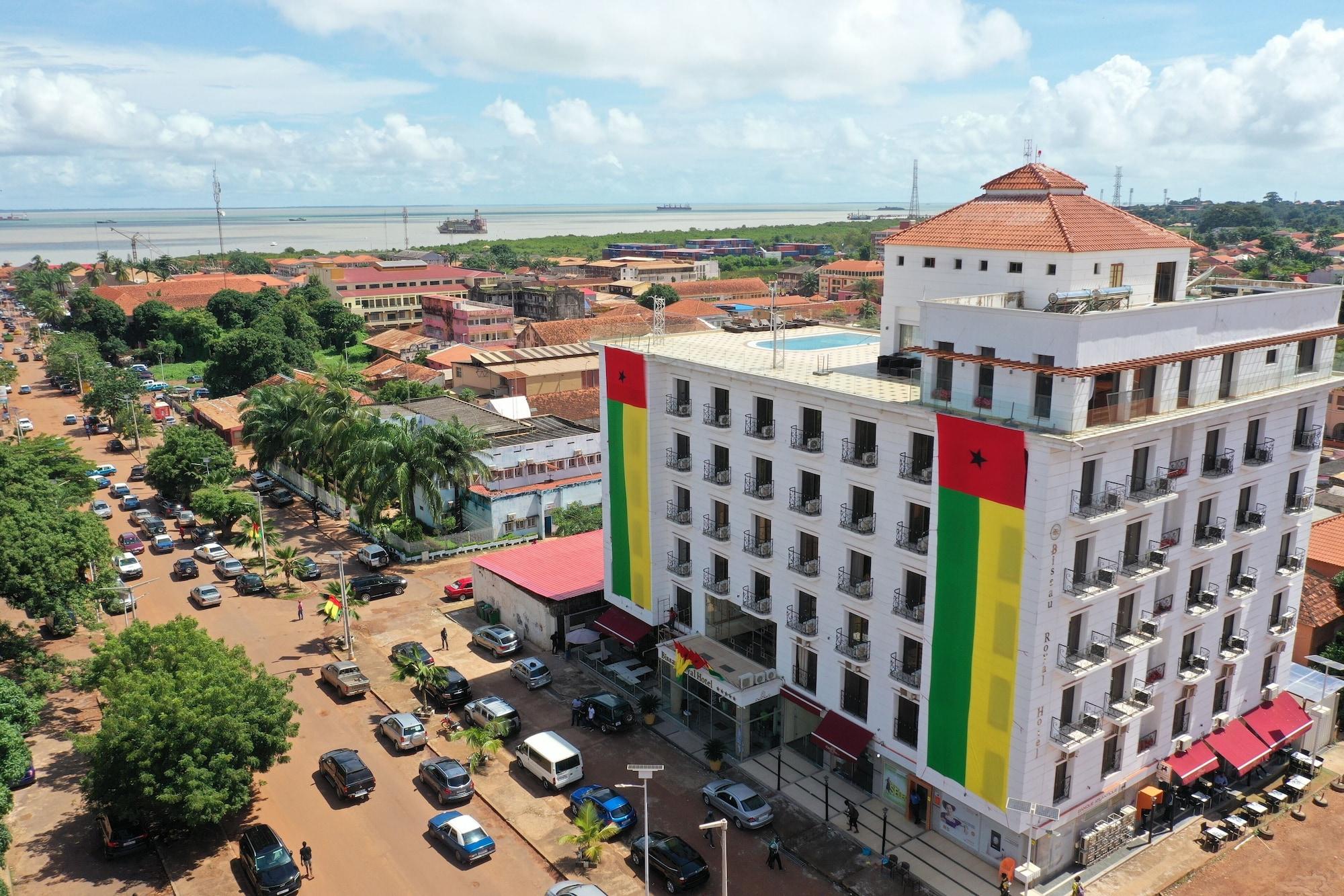 Vista Exterior Bissau Royal Hotel