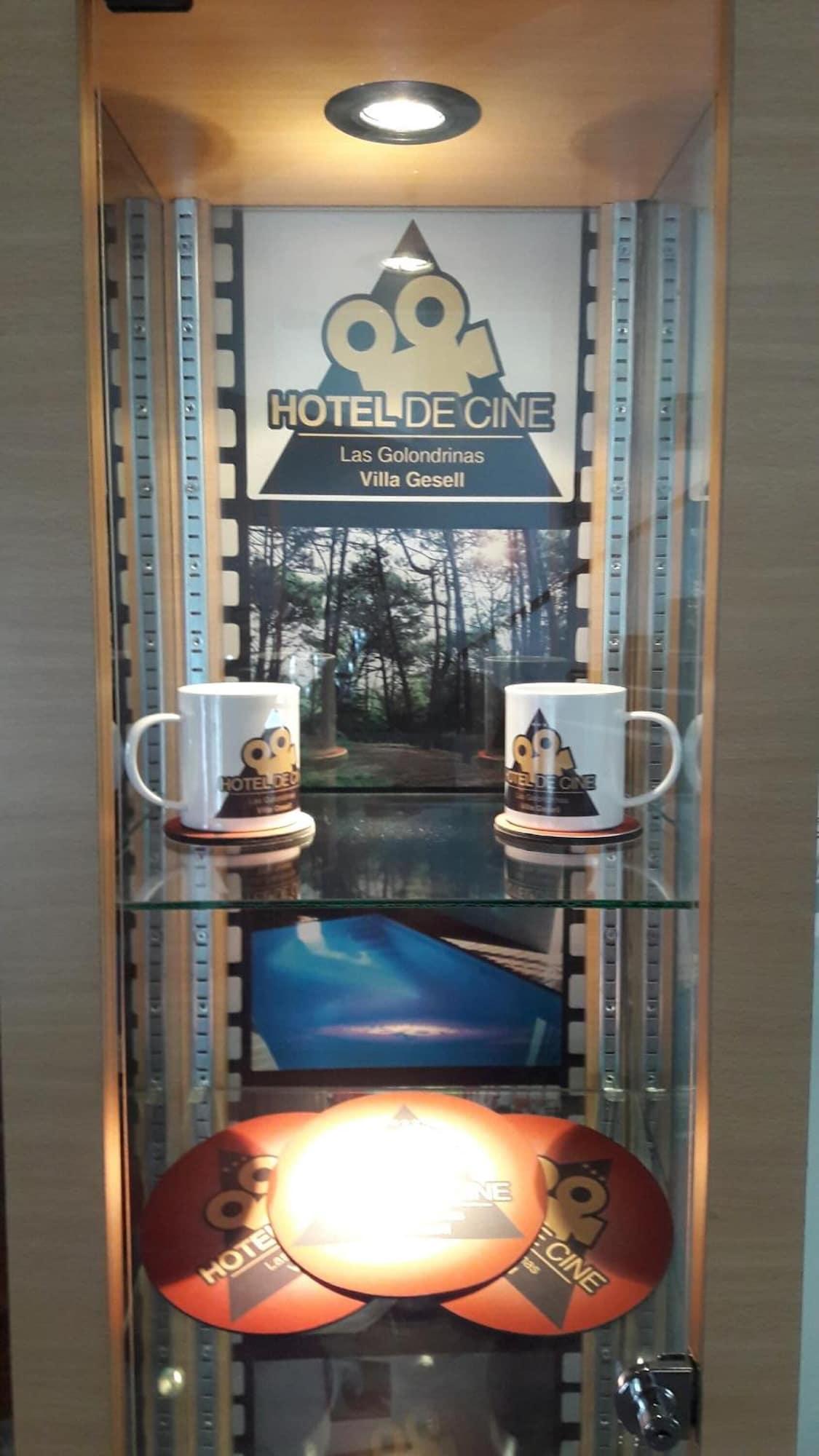 Comodidades del Alojamiento Hotel de Cine Las Golondrinas