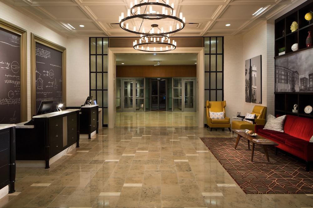 Lobby view Marriott Vanderbilt