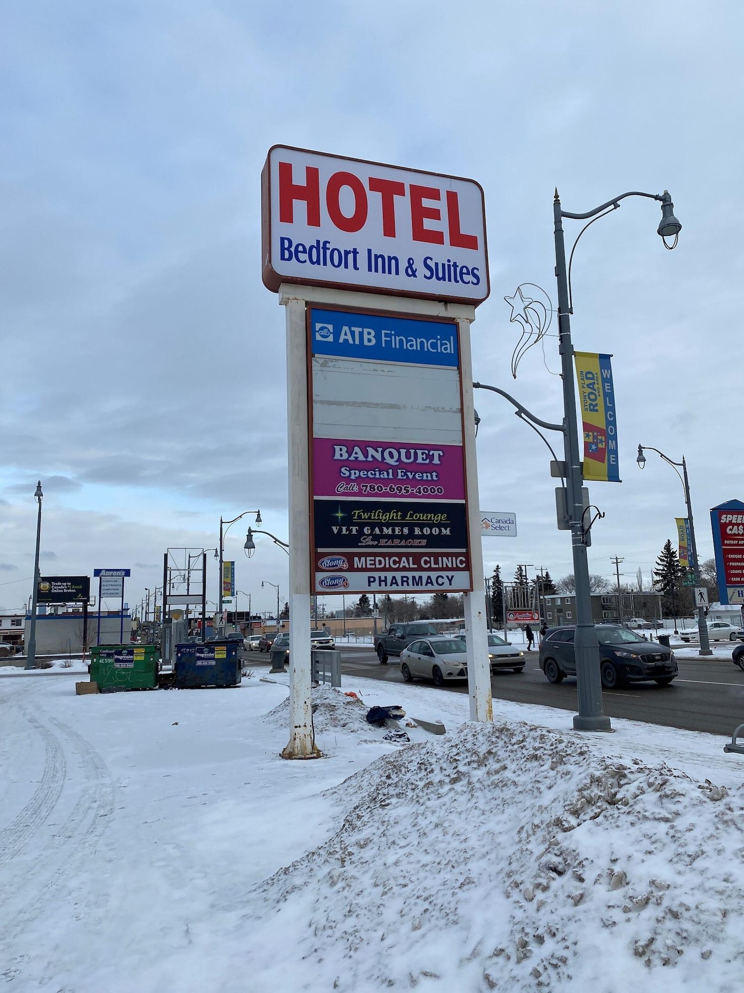Vista Exterior Bedfort Inn & Suites