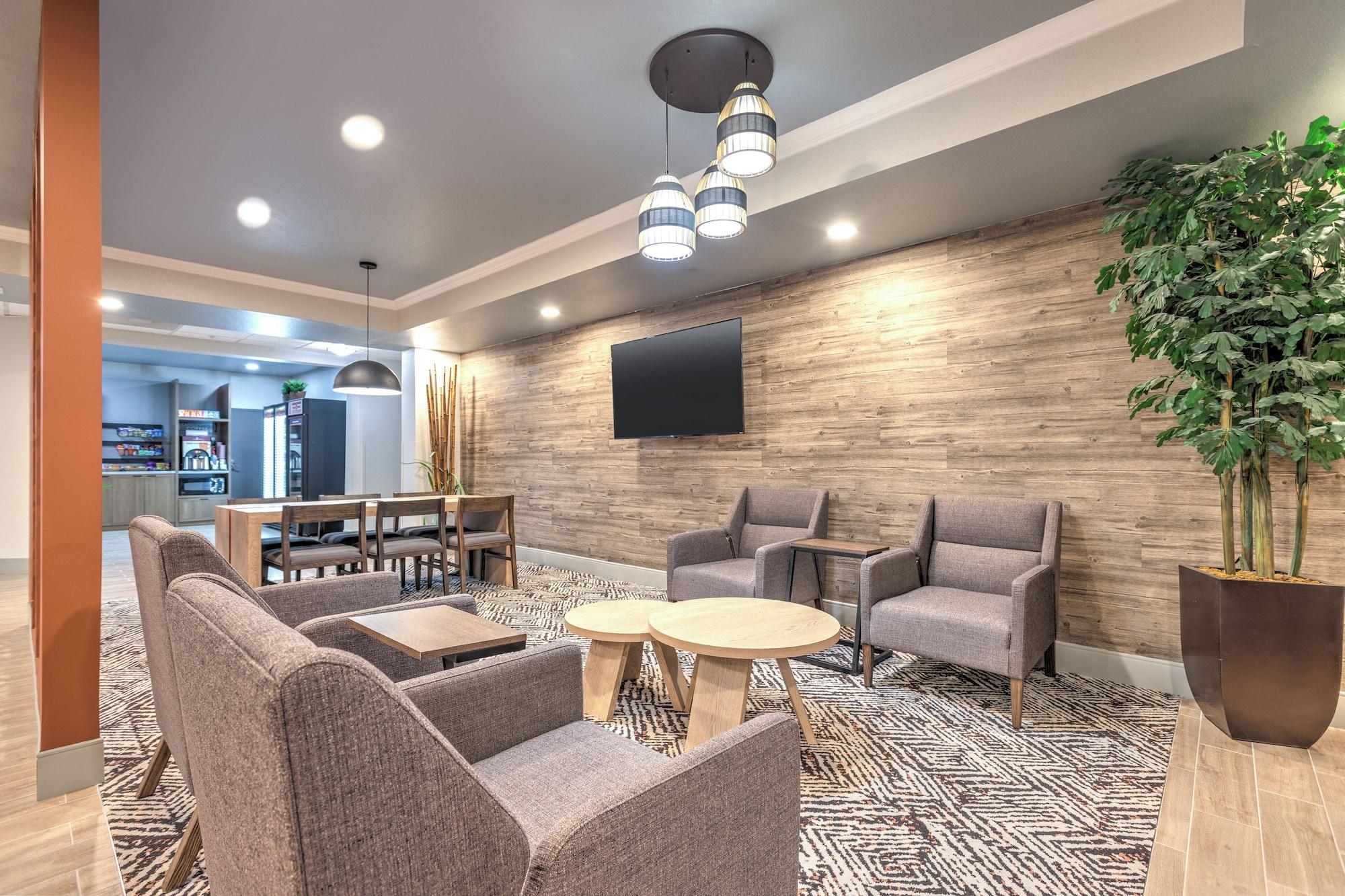 Vista Lobby Candlewood Suites Houston (The Woodlands) by IHG