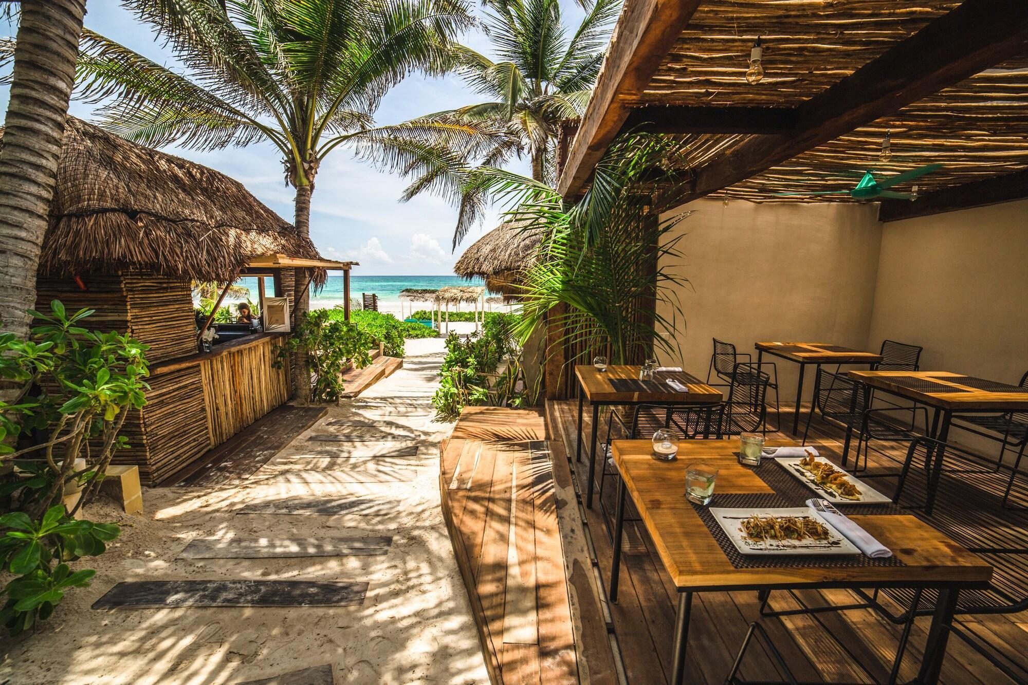 Restaurant Orchid House Tulum Beach