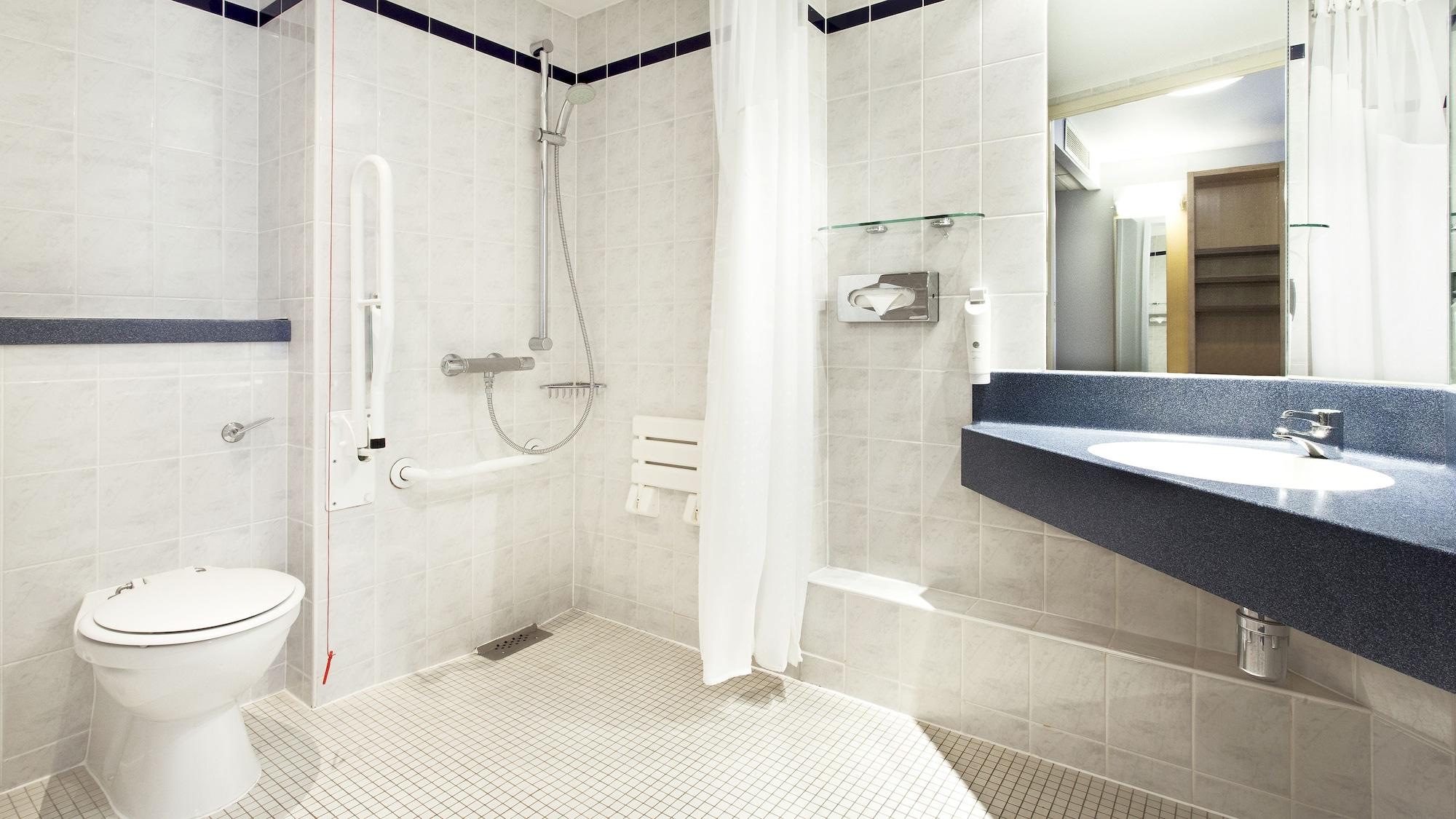 Equipamiento de Habitación Holiday Inn Express London - Park Royal by IHG
