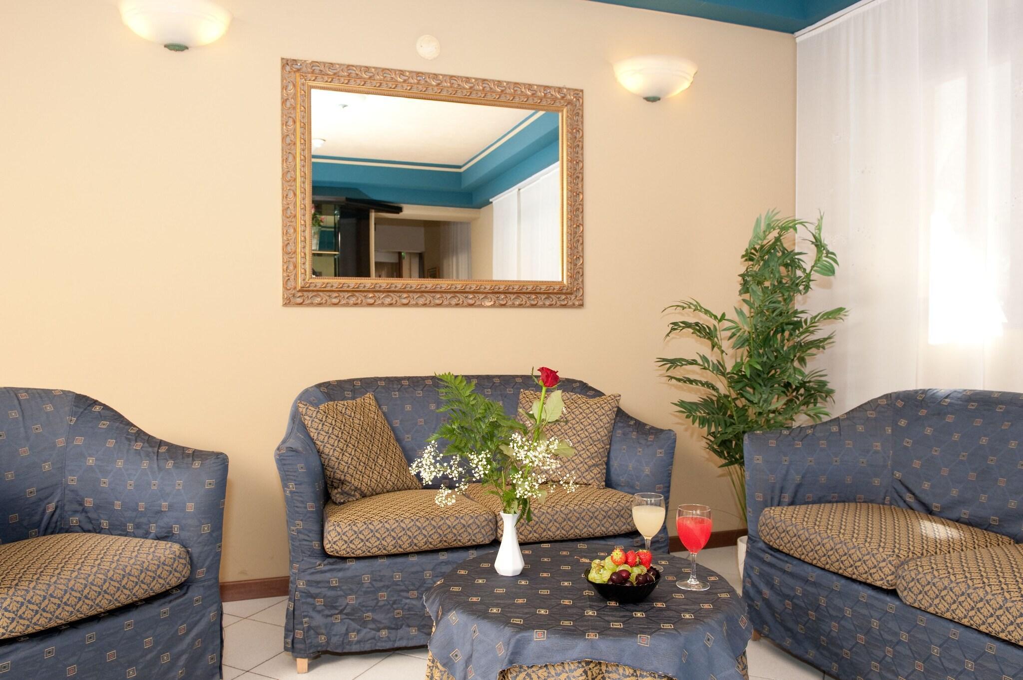 Vista Lobby Hotel Augustus