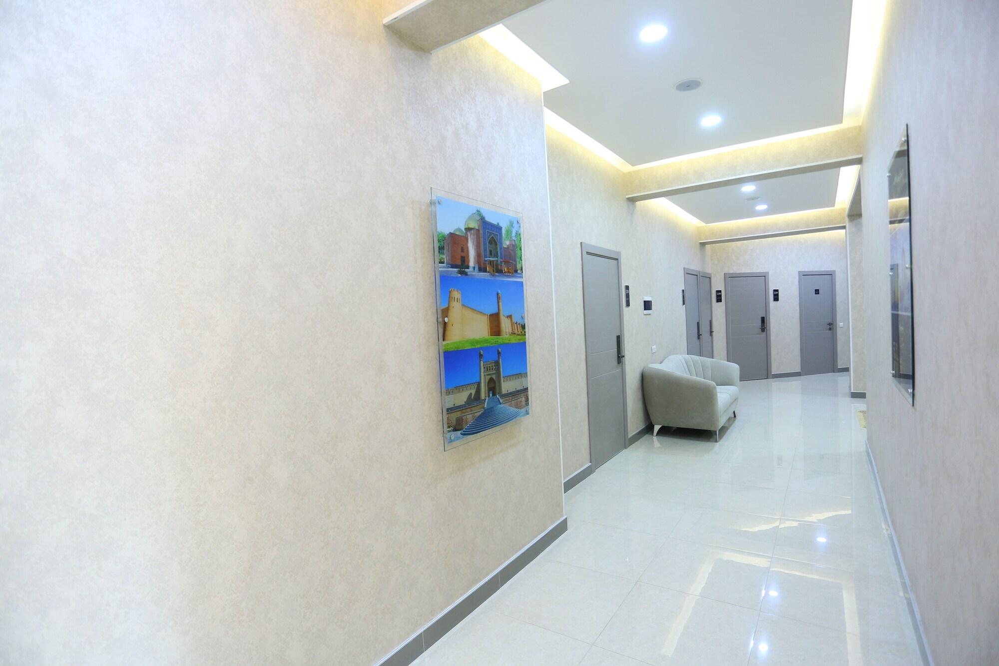Varios Hotel 777