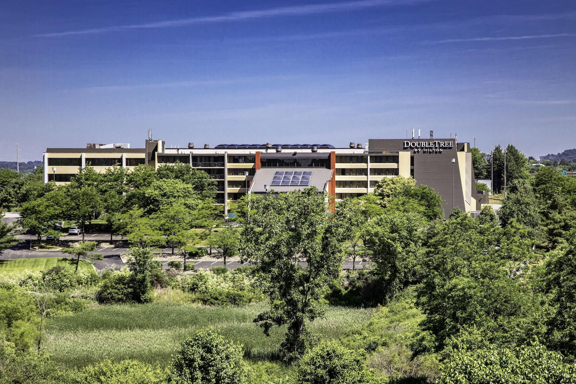 Vista Exterior DoubleTree by Hilton Pittsburgh - Cranberry
