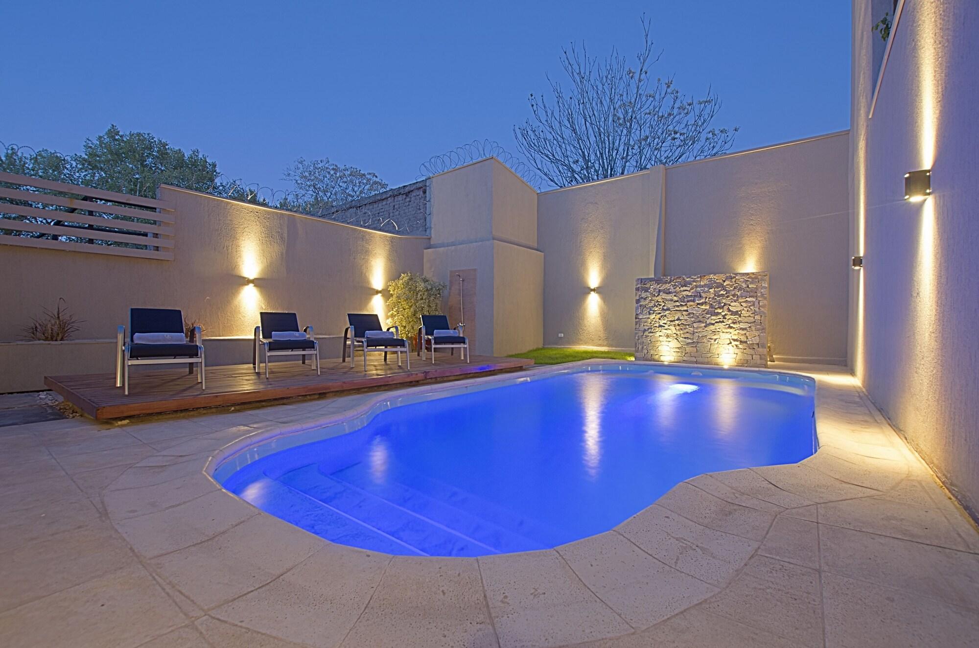 Vista Piscina Quinta & Suites Apart Hotel