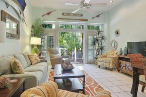 Alquiler Vacacional - Key West Found by Avantstay Close to Shops w/ Patio & Shared Pool! Month Long Stays Only