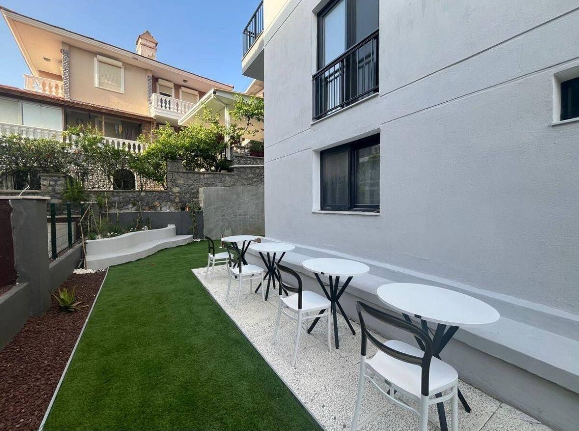 Vista Exterior Maia Suites