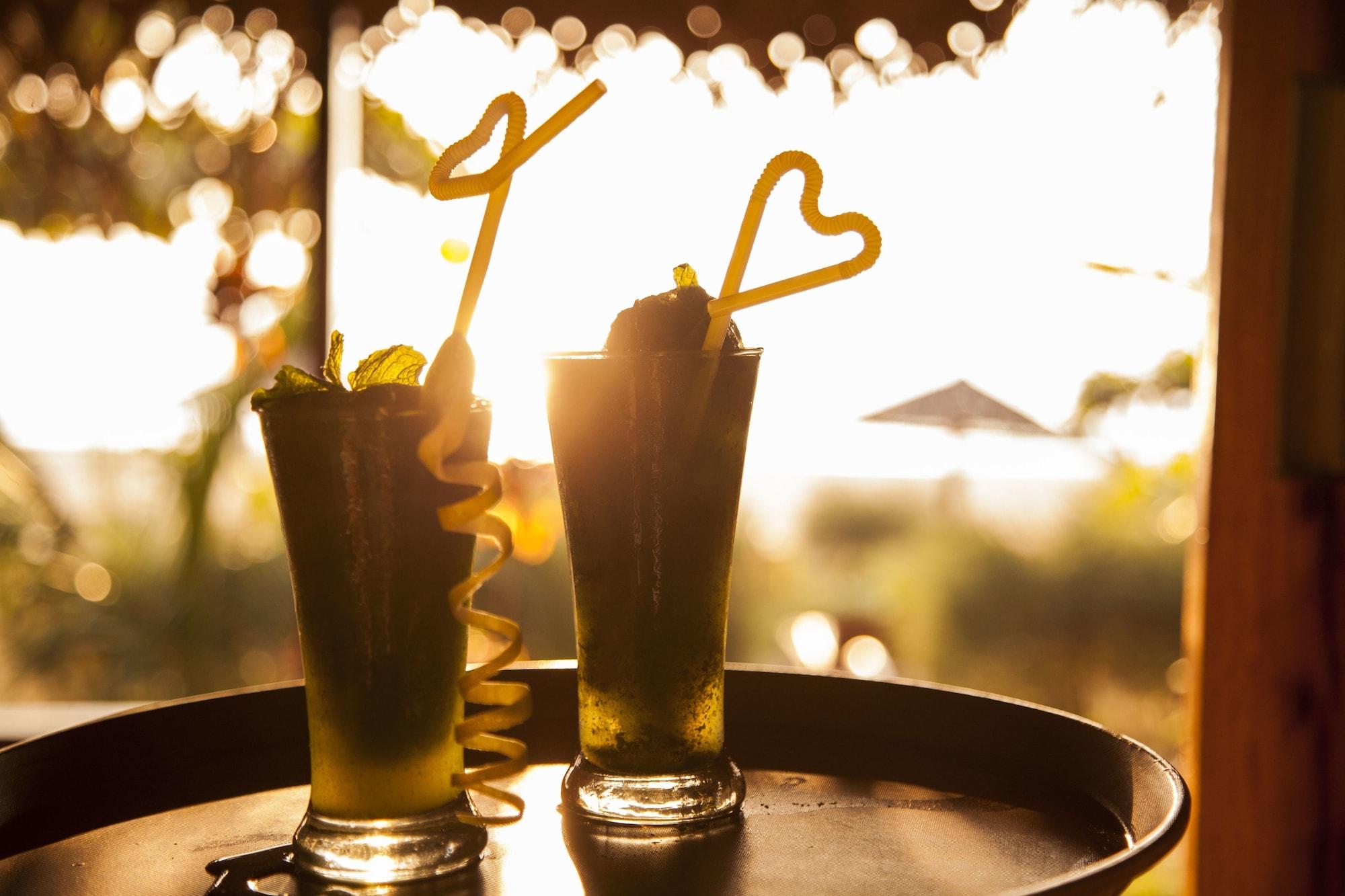 Restaurant Mariposa Beach Grove