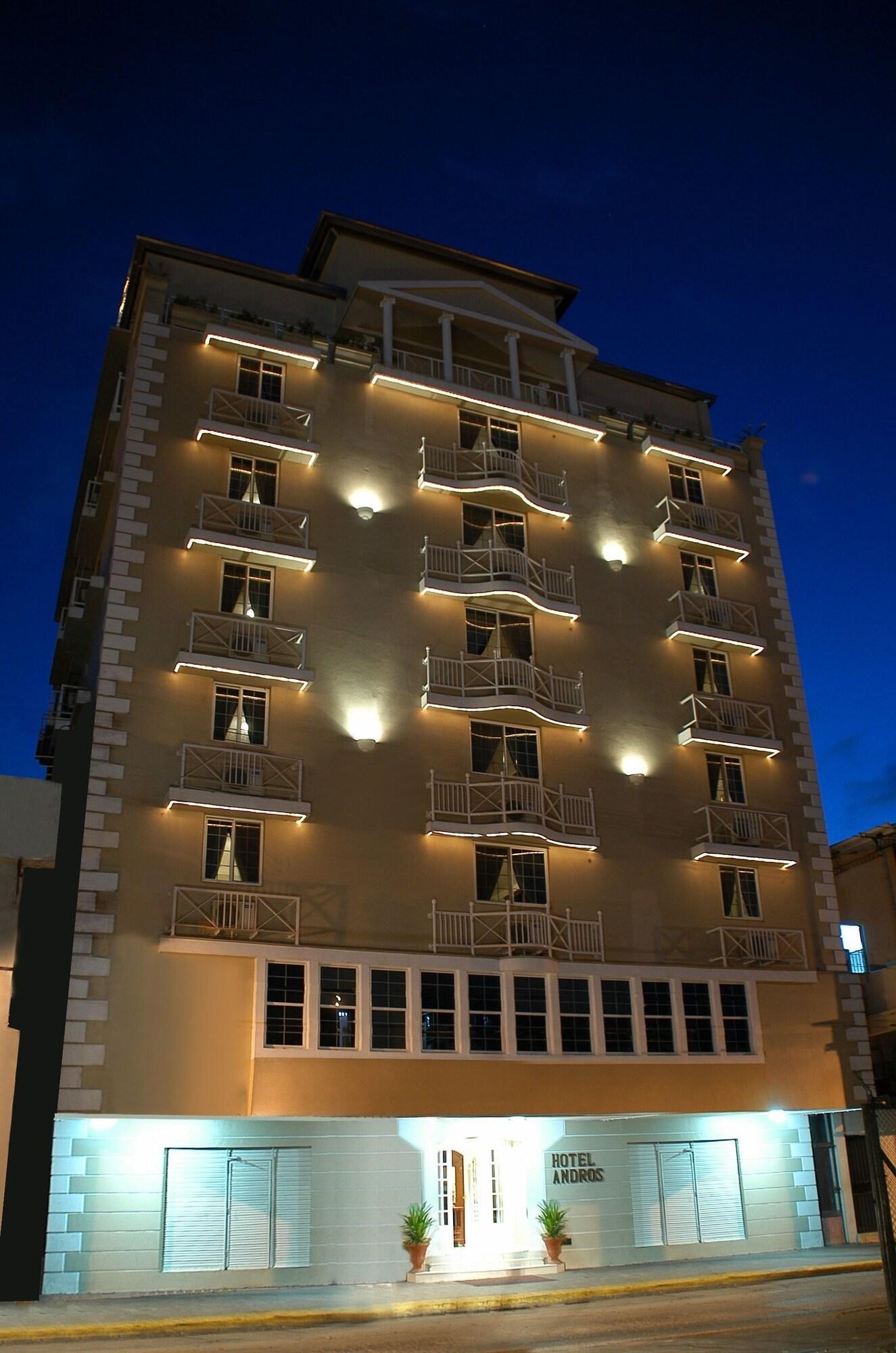 Vista Exterior Hotel Andros