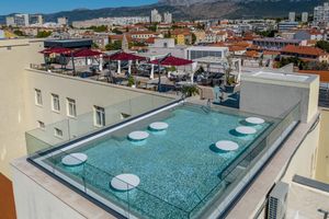 Alojamiento - Cornaro Hotel