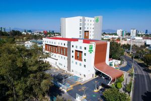Alojamiento - Holiday Inn Guadalajara Patria Universidad by IHG