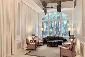 Alquiler Vacacional - Palm Beach Paradise • Walk to Beach • Pool •  WiFi • 86" 4K UHD TV