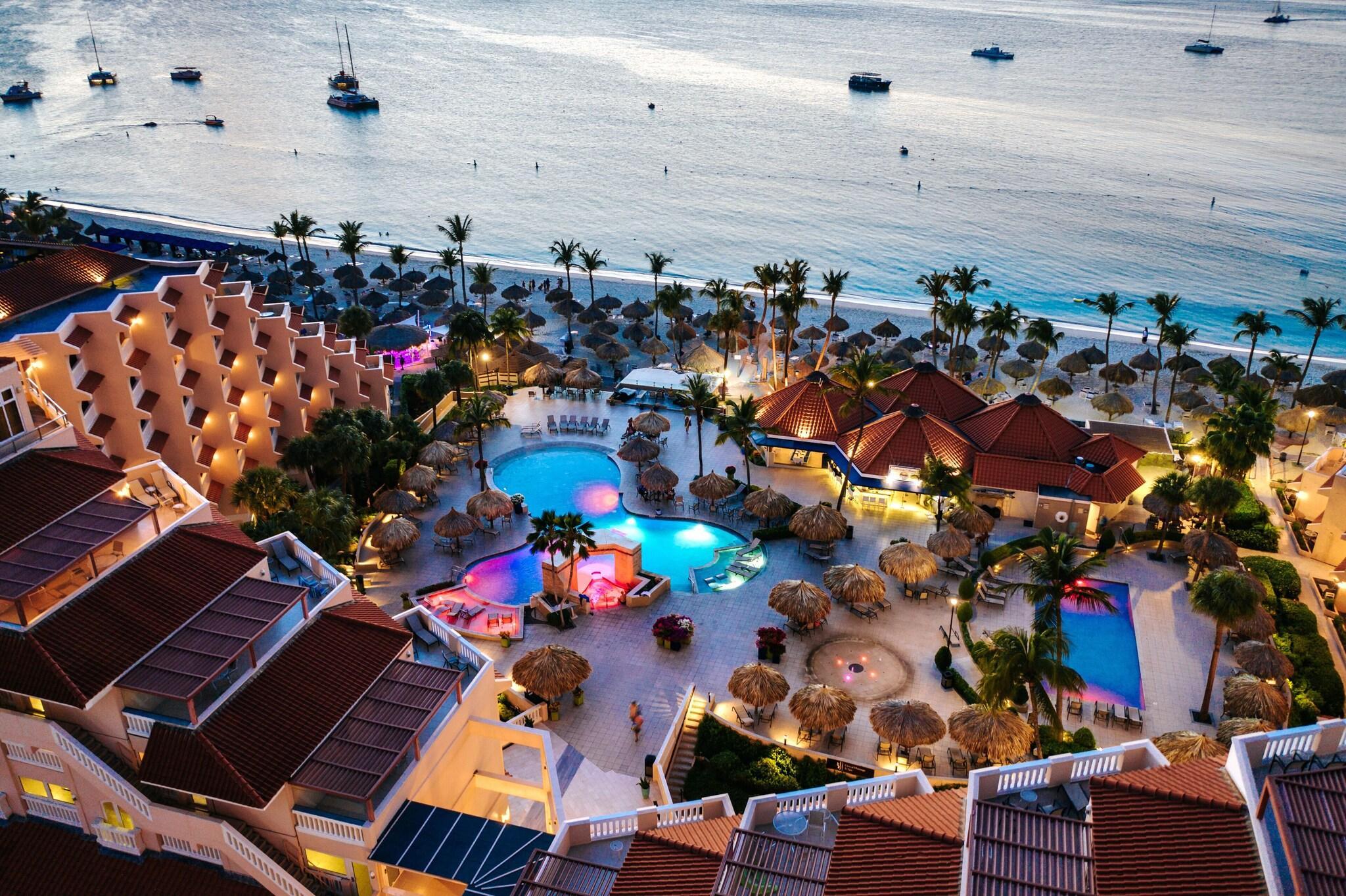 Vista Exterior Playa Linda Beach Resort