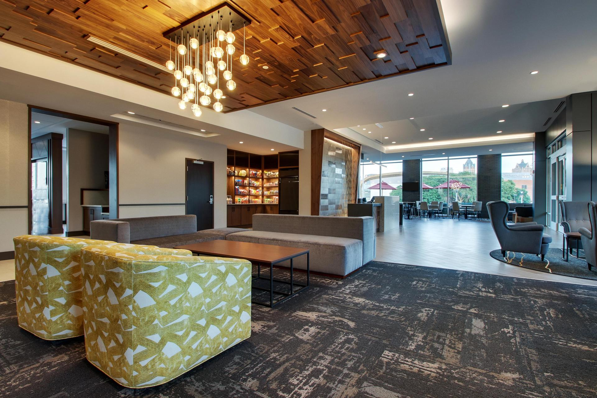 Vista Lobby Hyatt Place Milwaukee/Downtown