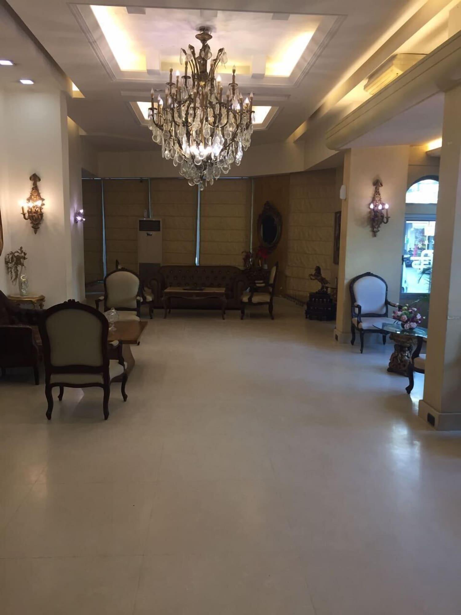 Varios Royal Garden Hotel