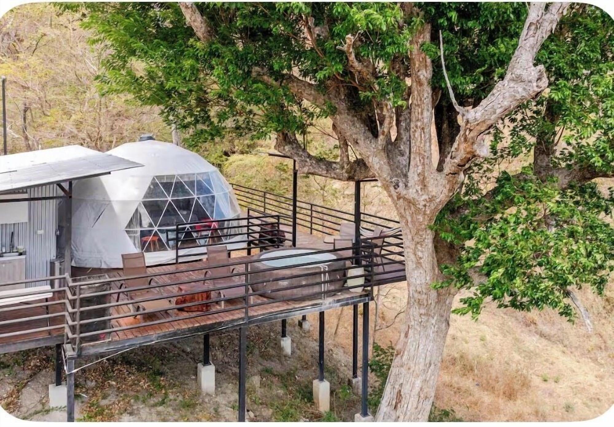 Vista Exterior Potrero Glamp