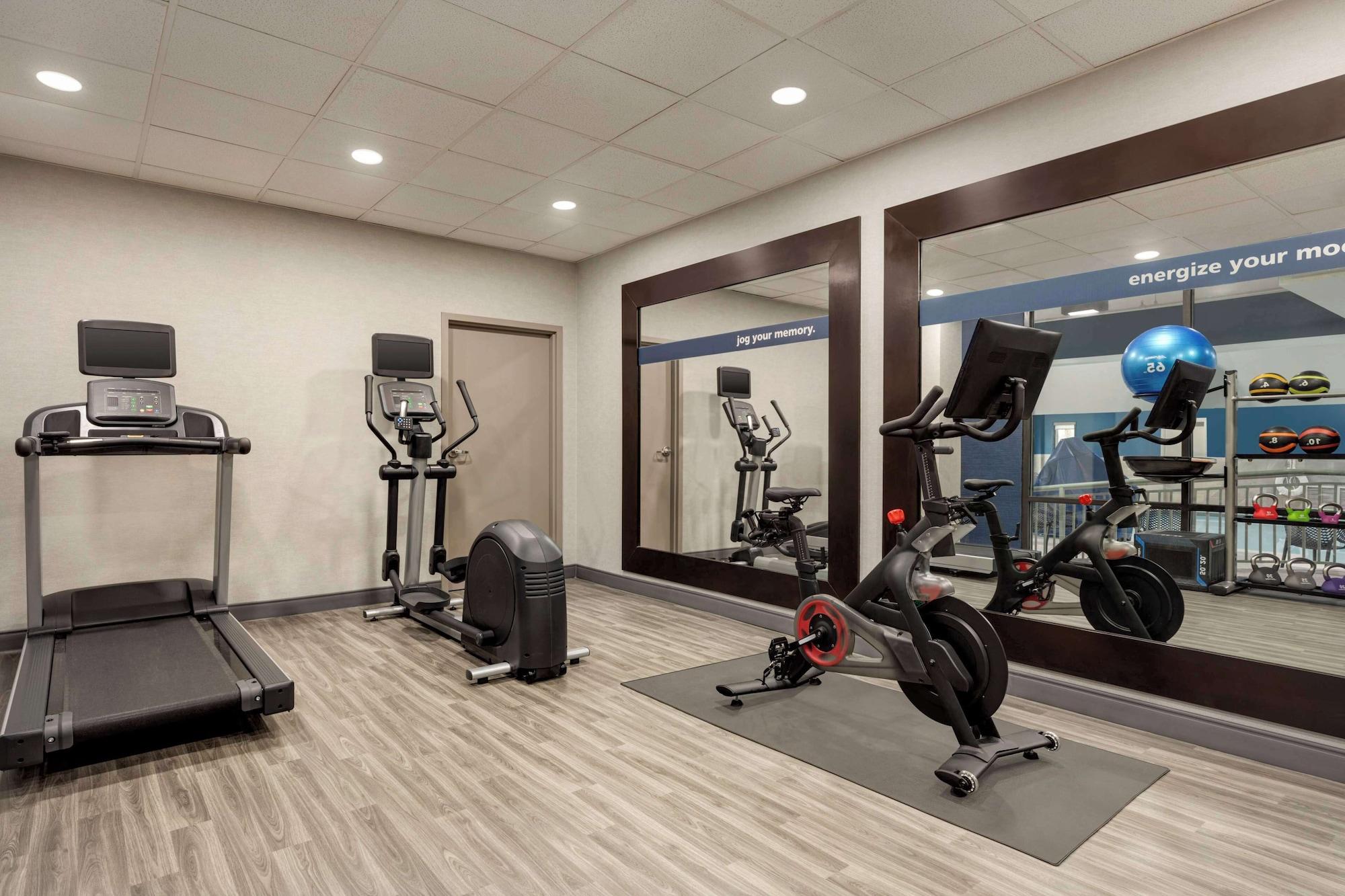 Gimnasio Hampton Inn Waynesboro/Stuarts Draft